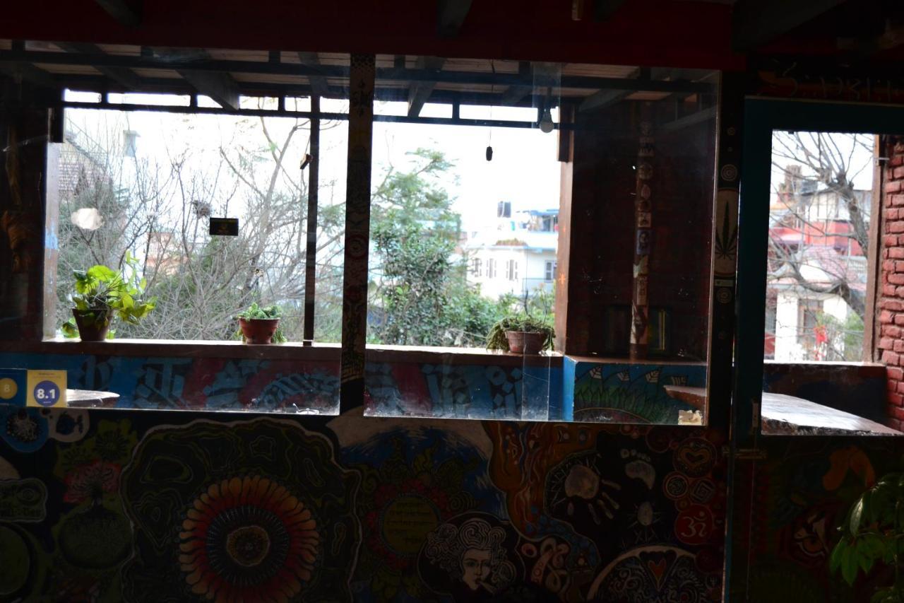 Fireflies Hostel Катманду Екстериор снимка